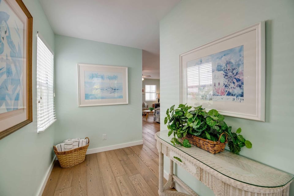 Sea Esta Suite - Duval Square Apartment in Key West