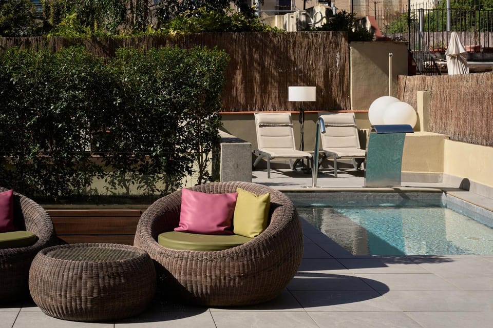 Patio, Day, Garden, Pool view, Swimming pool, sunbed