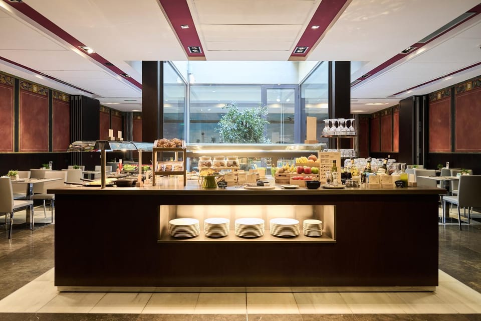 Restaurant/places to eat, Food, Breakfast, Buffet breakfast, Drinks