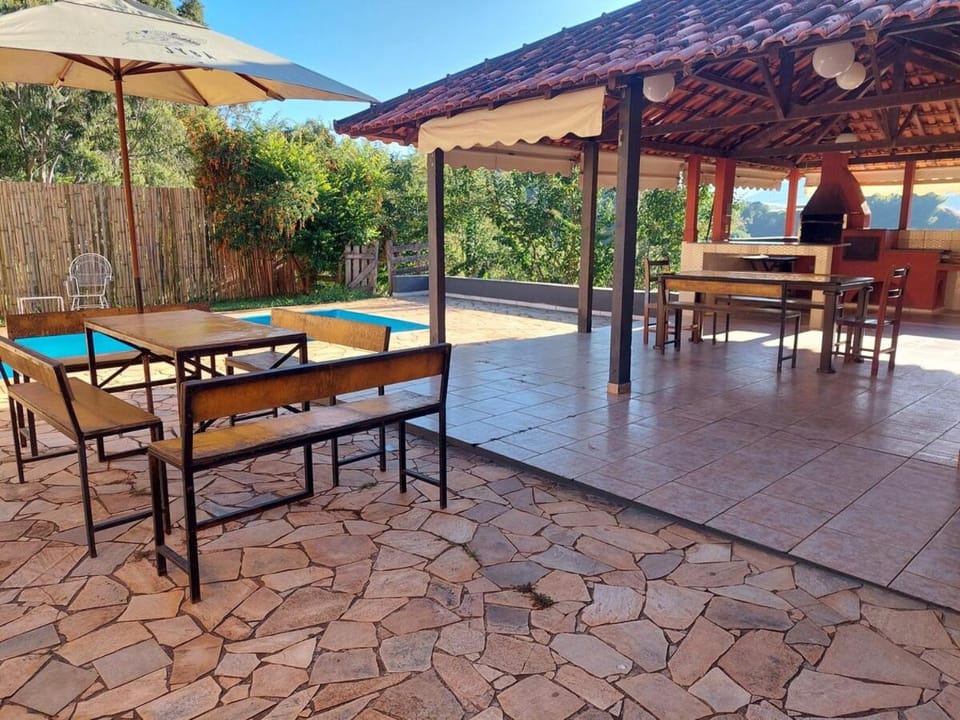 BBQ facilities, Garden, View (from property/room), Spa and wellness centre/facilities, Dining area, Mountain view, Pool view, Swimming pool, Swimming pool
