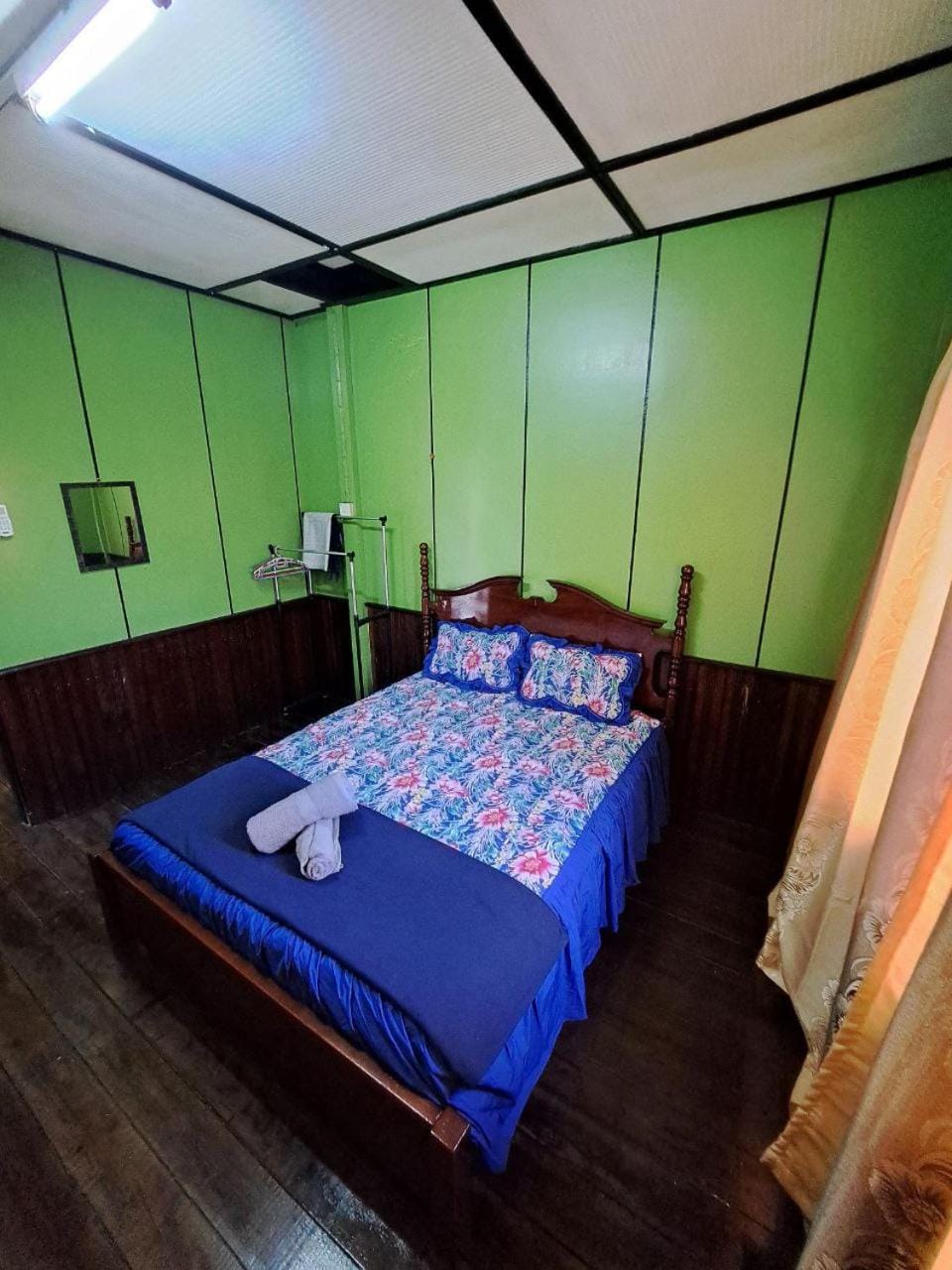 Photo of the whole room, Bedroom, towels, air conditioner