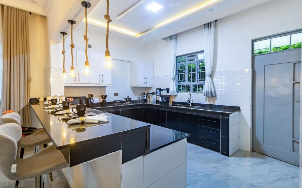 Kitchen or kitchenette, Kitchen or kitchenette