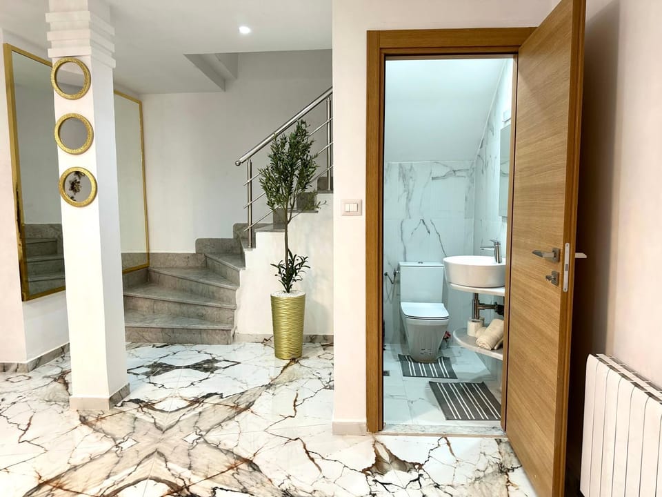 Toilet, Bathroom