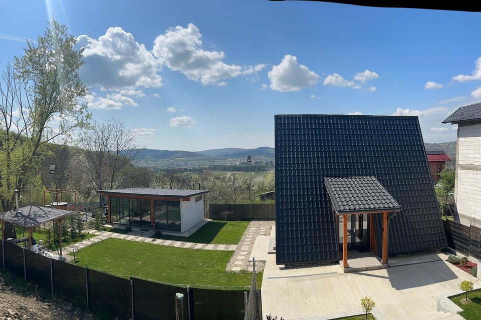 Cabana Lara House in Romania