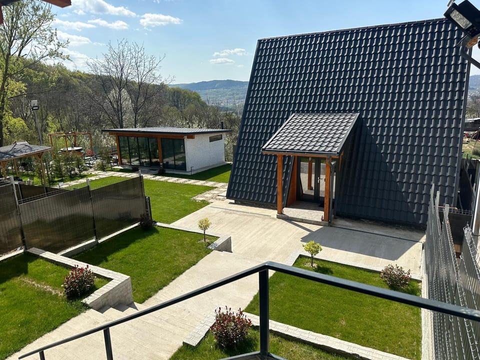 Cabana Lara House in Romania