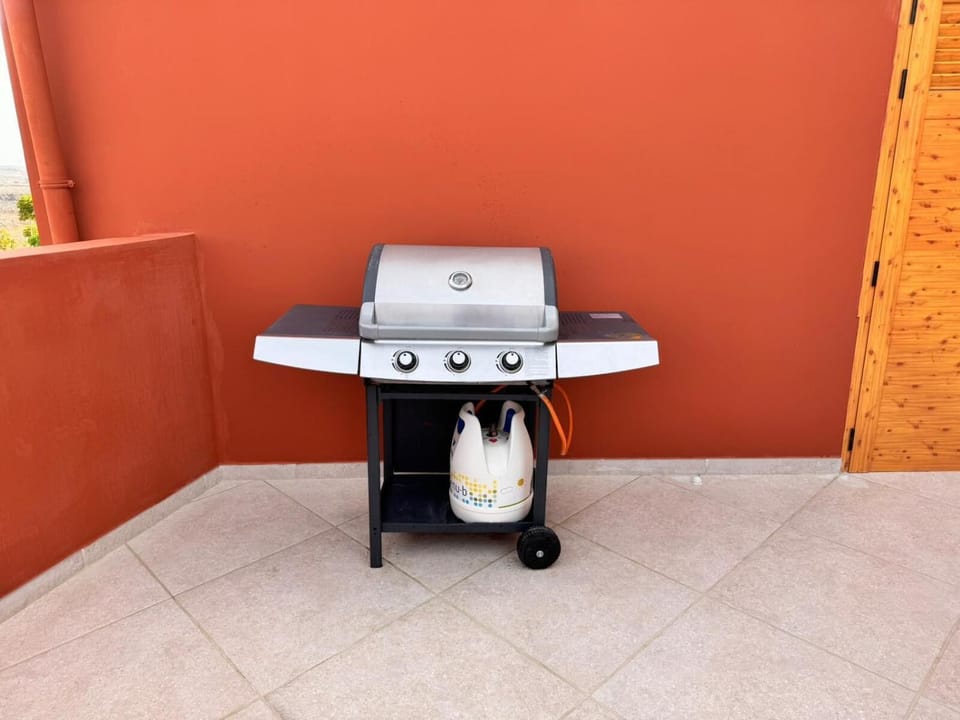 BBQ facilities, BBQ facilities