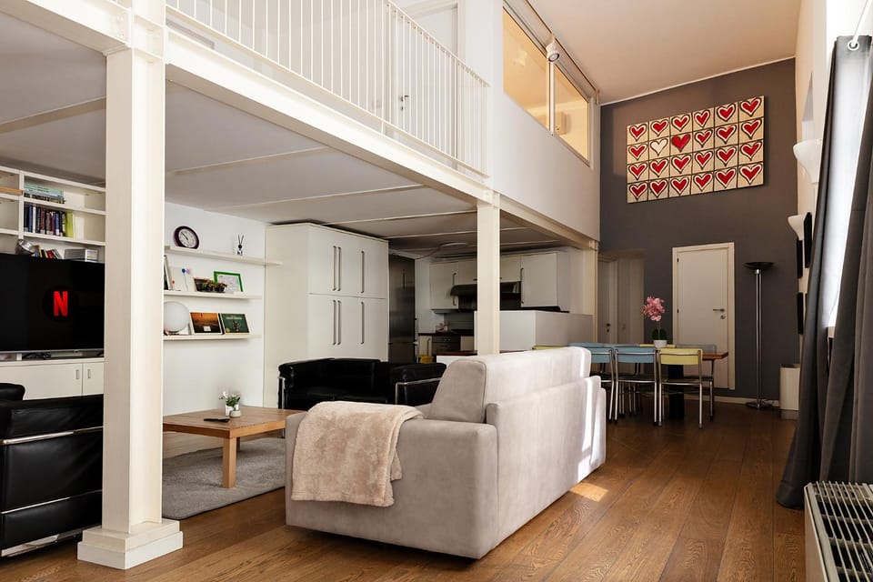 TV and multimedia, Living room, Dining area