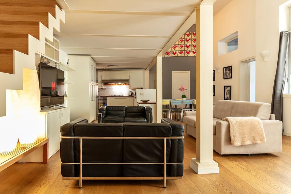 Communal lounge/ TV room, TV and multimedia, Living room