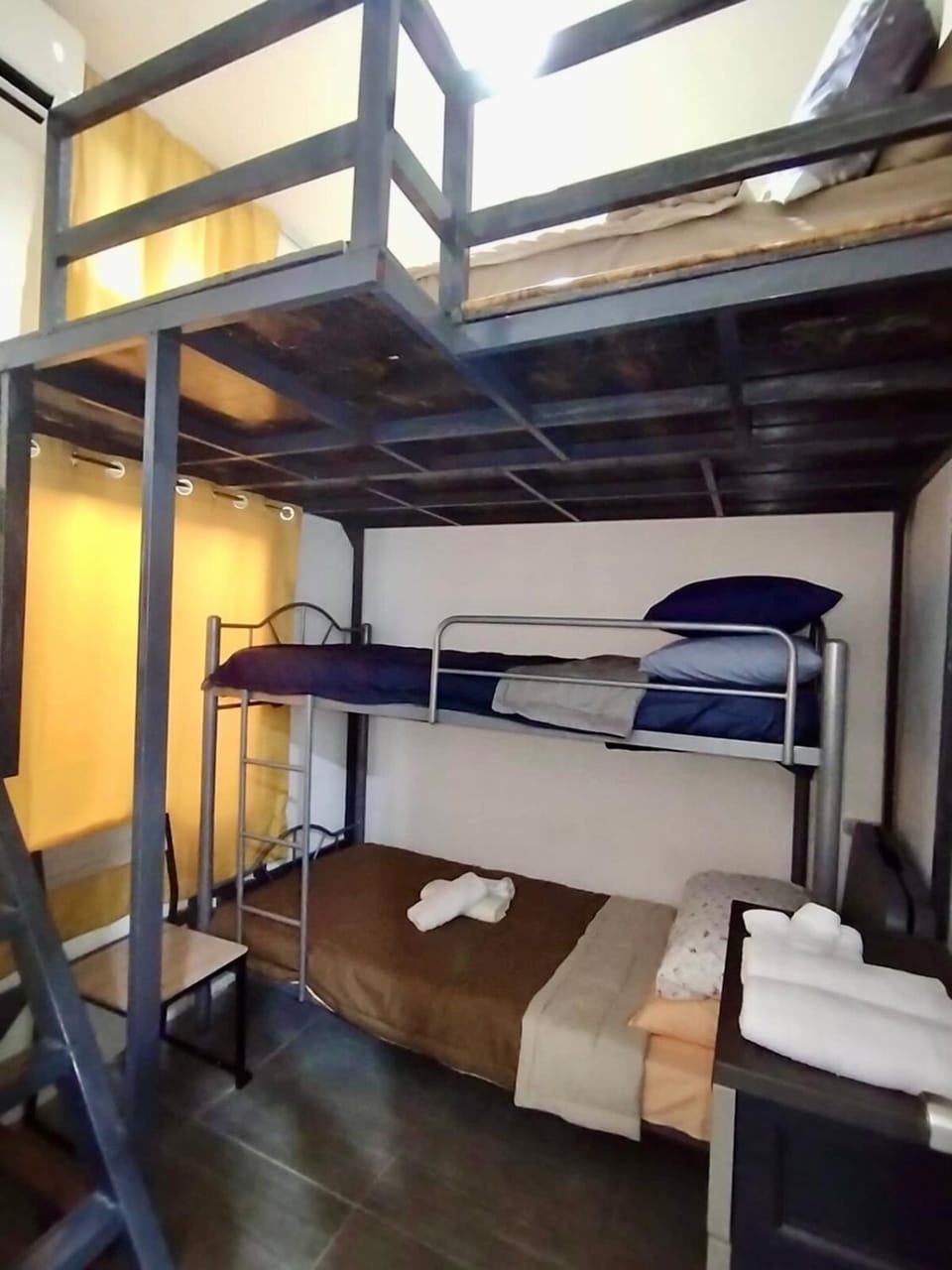 bunk bed