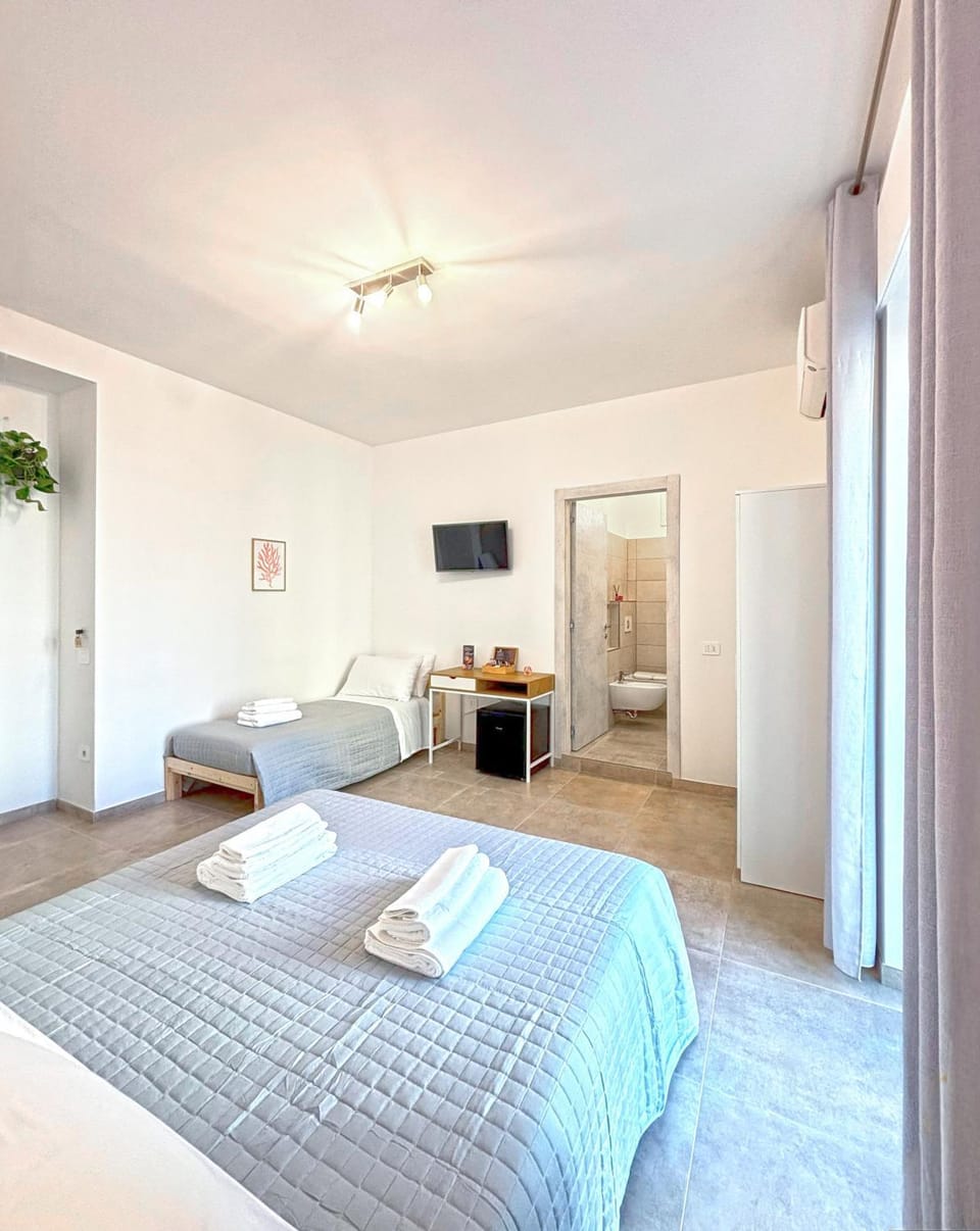 TV and multimedia, Photo of the whole room