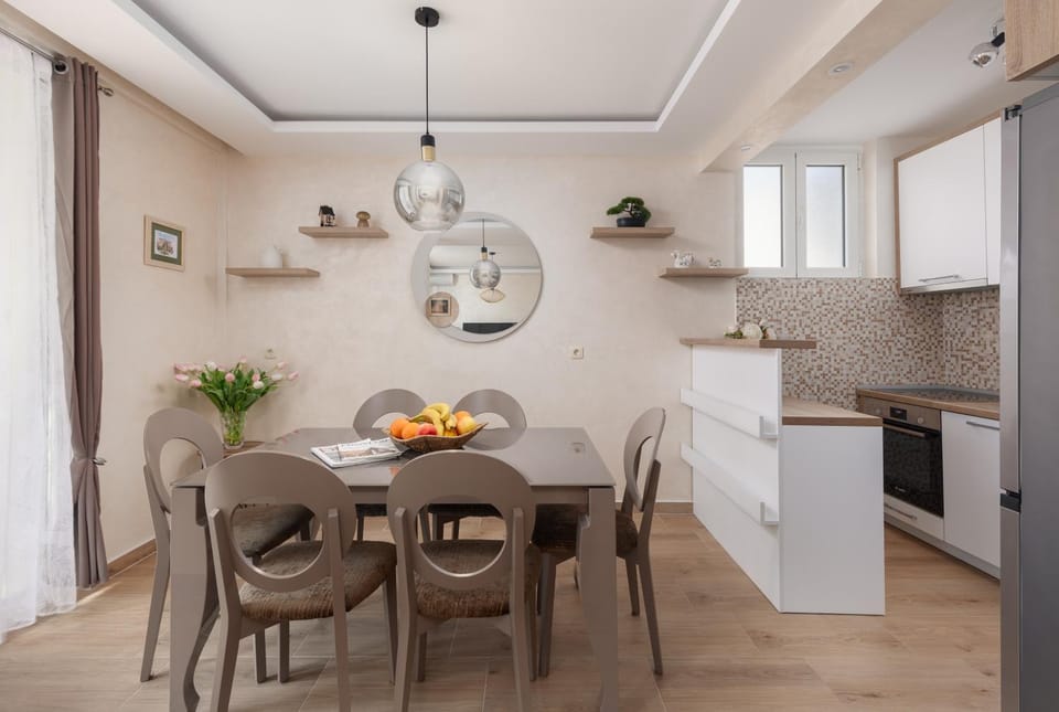 Petrovic Family - Two Bedroom Apartment Apartment in Dobrota