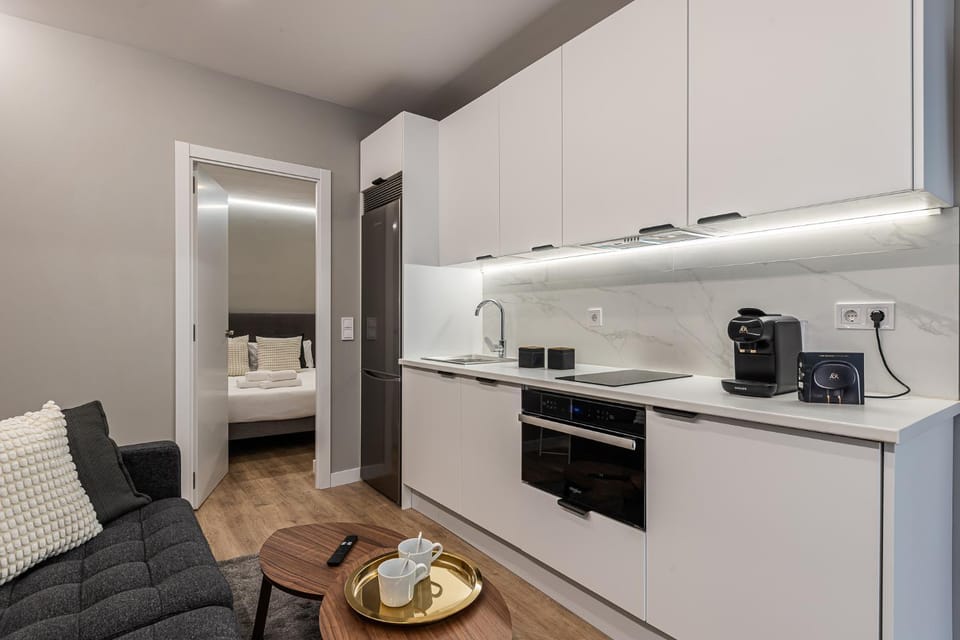 Waou Essence IV Antón Martín - Corta Duración Apartment in Centro