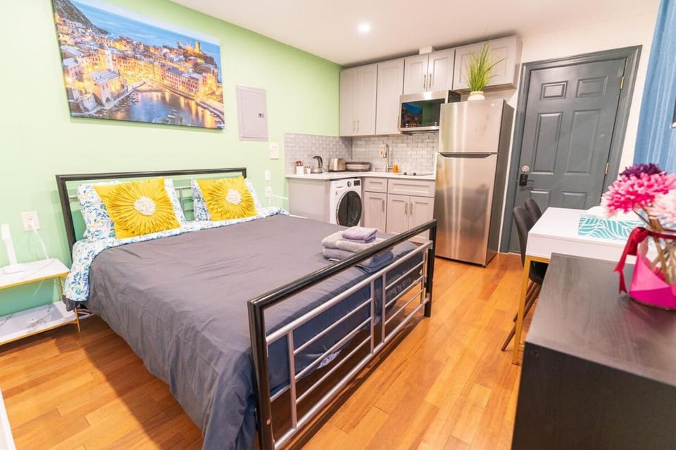 New! Suite near Rittenhouse Square Apartment in Philadelphia