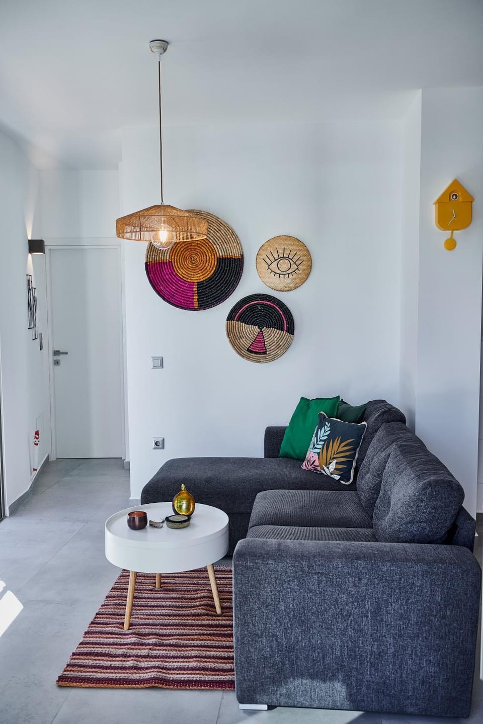 Living room, Seating area