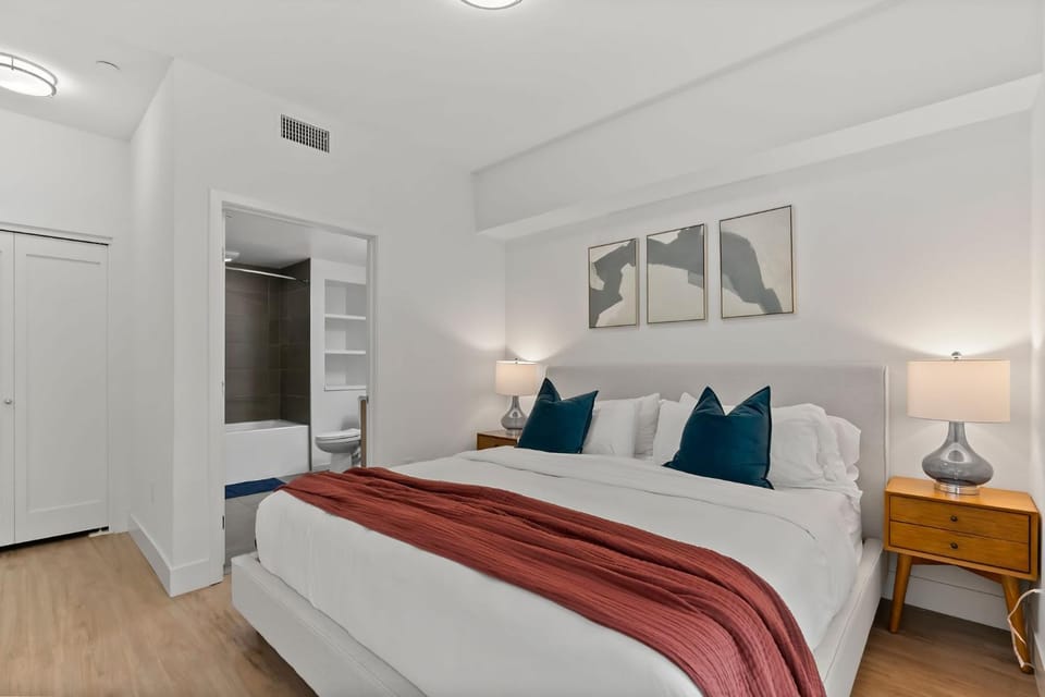 Bed, Bedroom