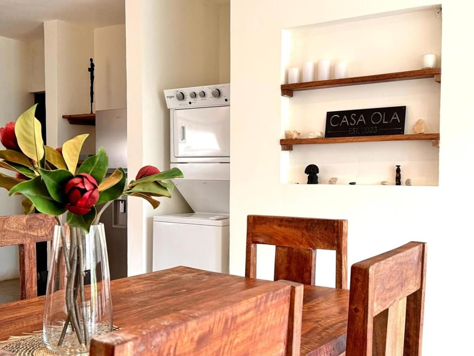 Casa Ola, gated property with a pool and parking! House in Samaná Province