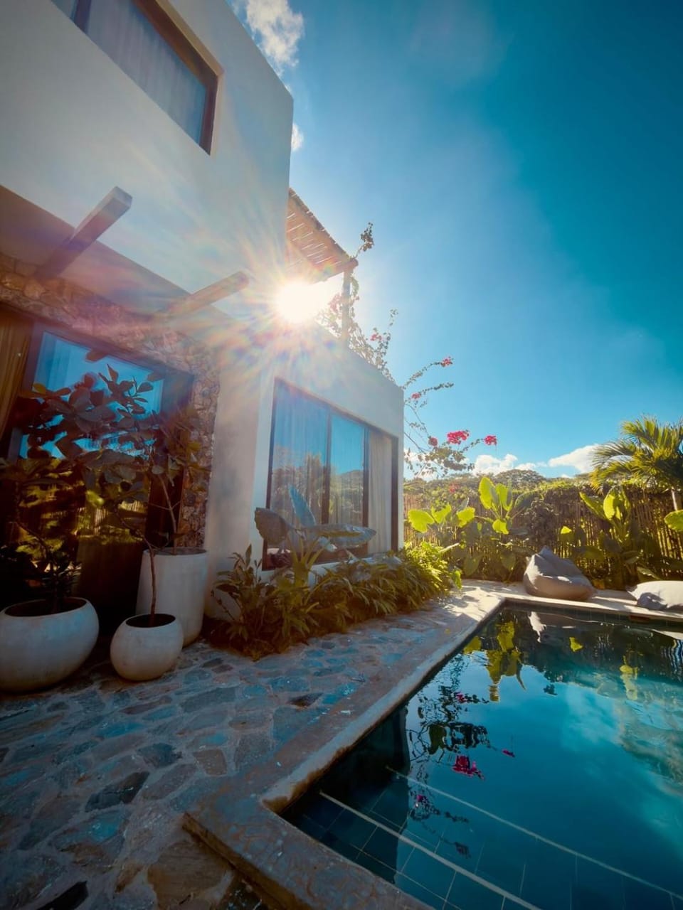 Casa Ola, gated property with a pool and parking! House in Samaná Province