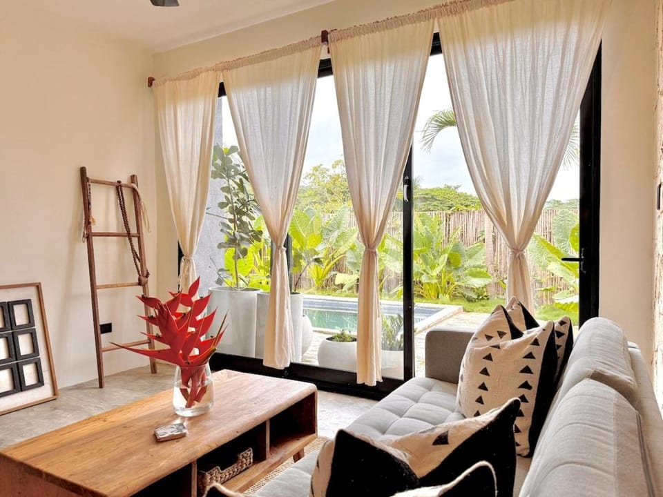 Living room, Pool view
