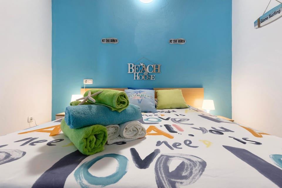 Living room, Bedroom