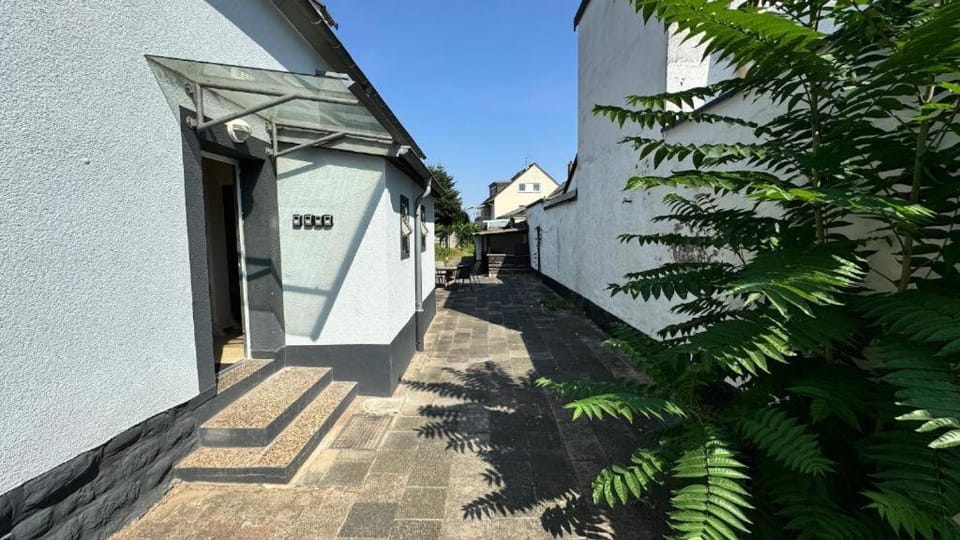 Garden, Balcony/Terrace