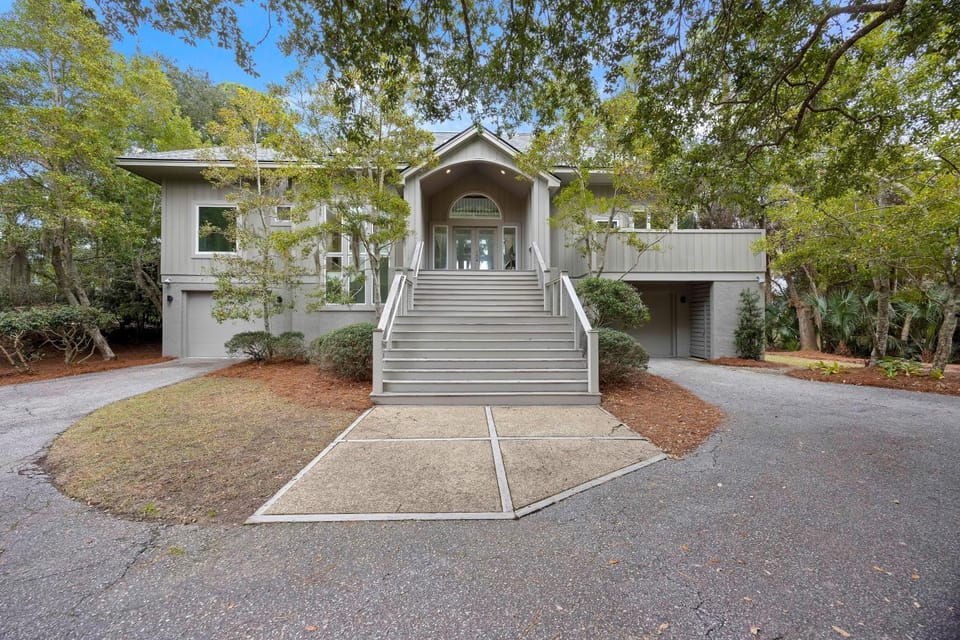 BB161: 161 Bluebill Court House in Kiawah Island