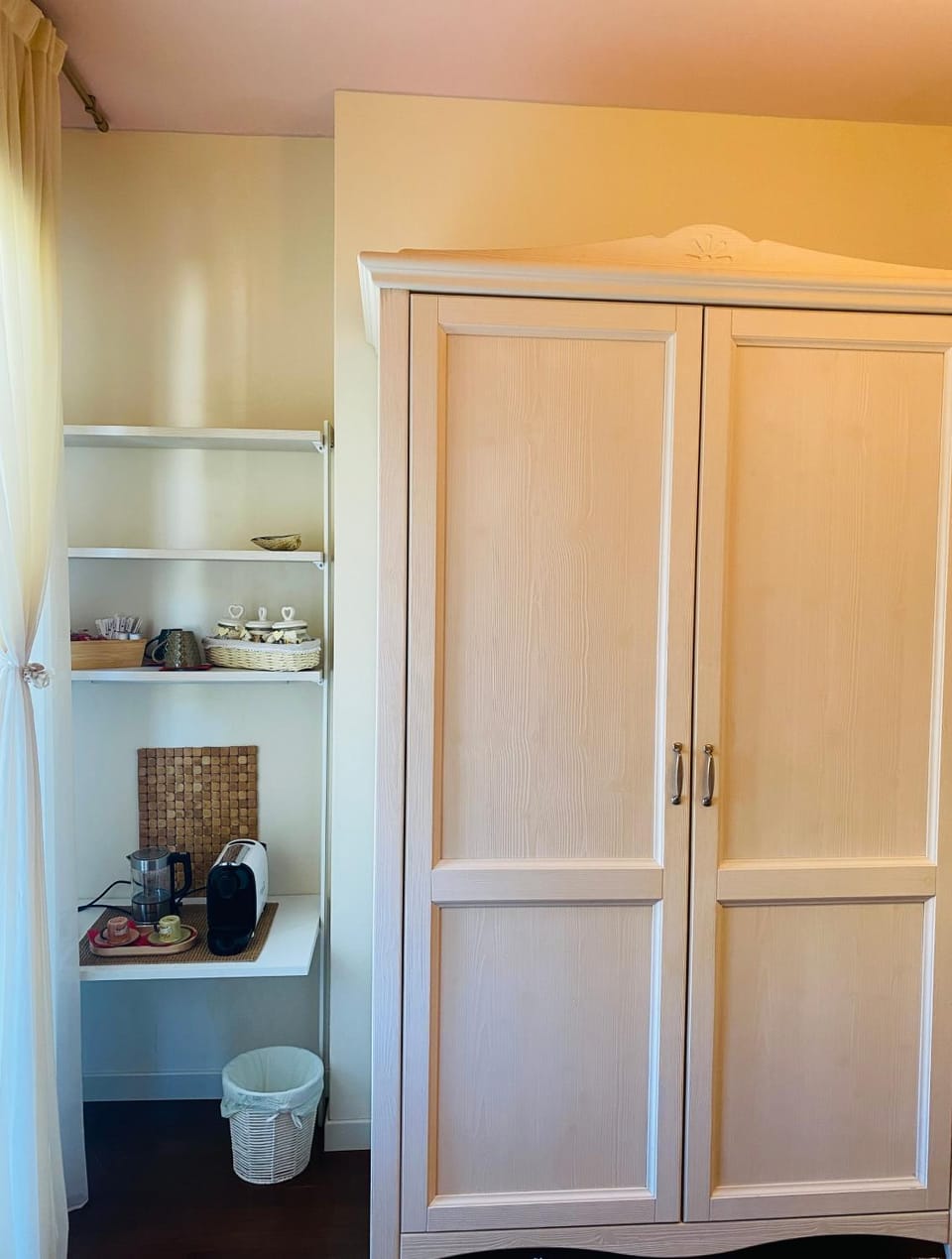 Camera luminosa per viaggiatori Bed and Breakfast in Conegliano