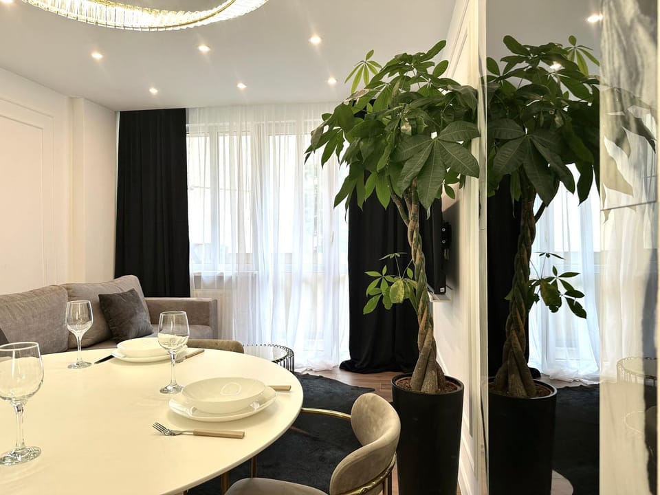 Wita Stwosza 14 Apartment - Check-In 20h - Parking Apartment in Wroclaw