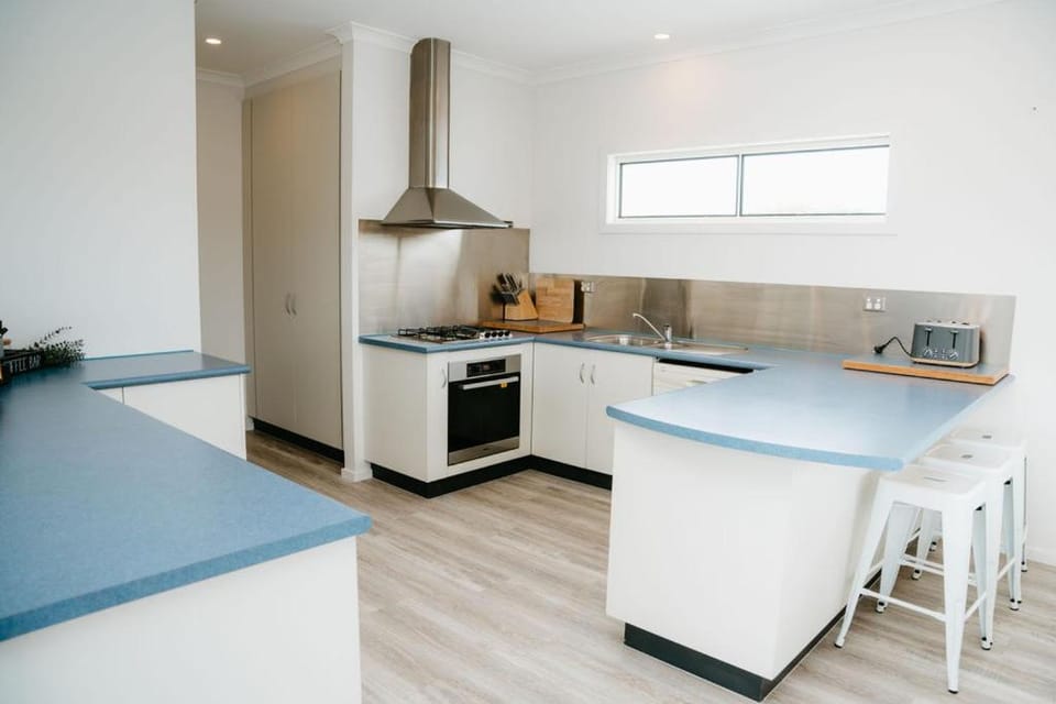 Port Campbell Coastal Unit 3 House in Port Campbell