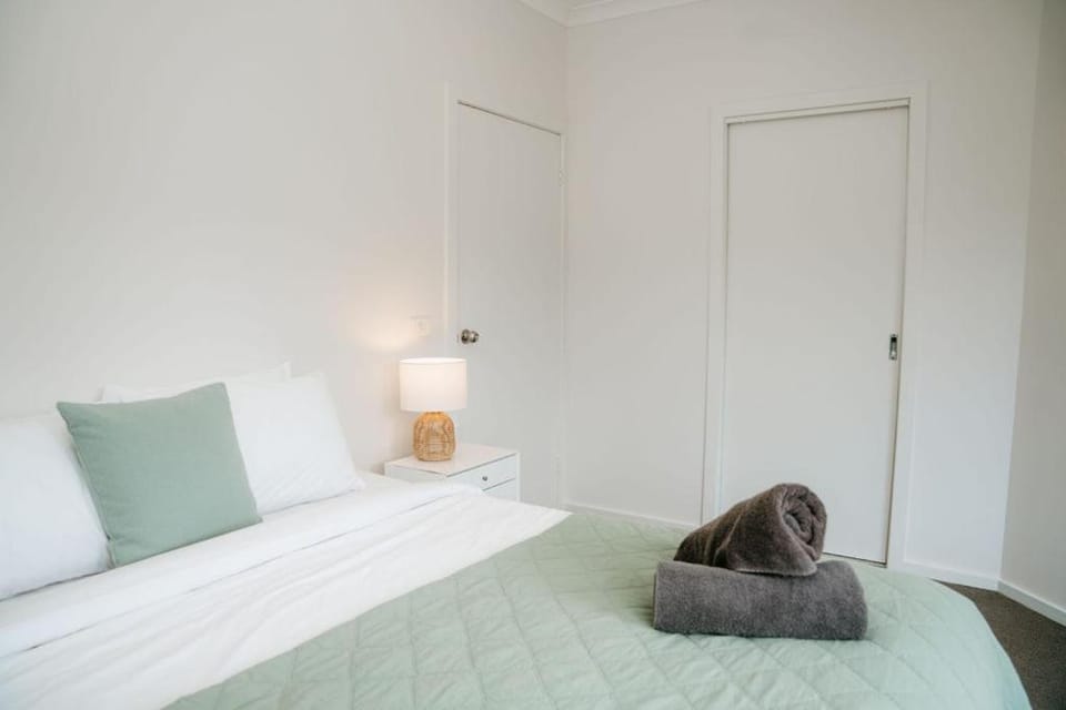 Port Campbell Coastal Unit 3 House in Port Campbell