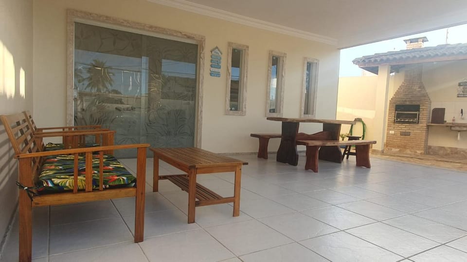 Garcia House House in Lauro de Freitas