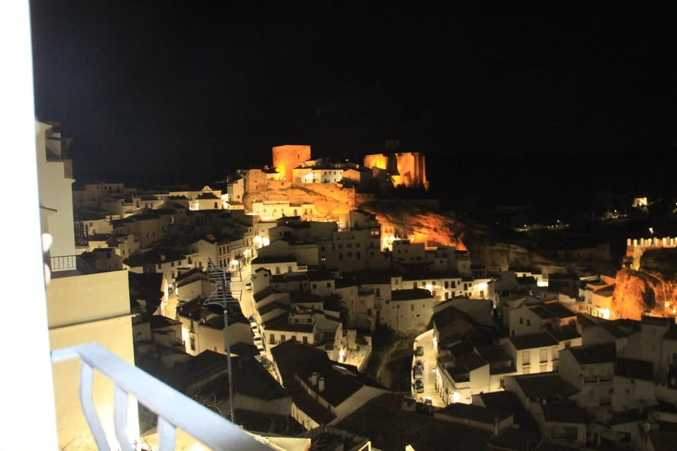 Night, Natural landscape, City view, Landmark view