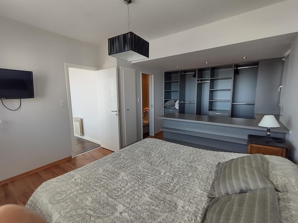 Frente a la playa Varese 3 amb con cochera - Brown 782 Mar del Plata Apartment in Mar del Plata