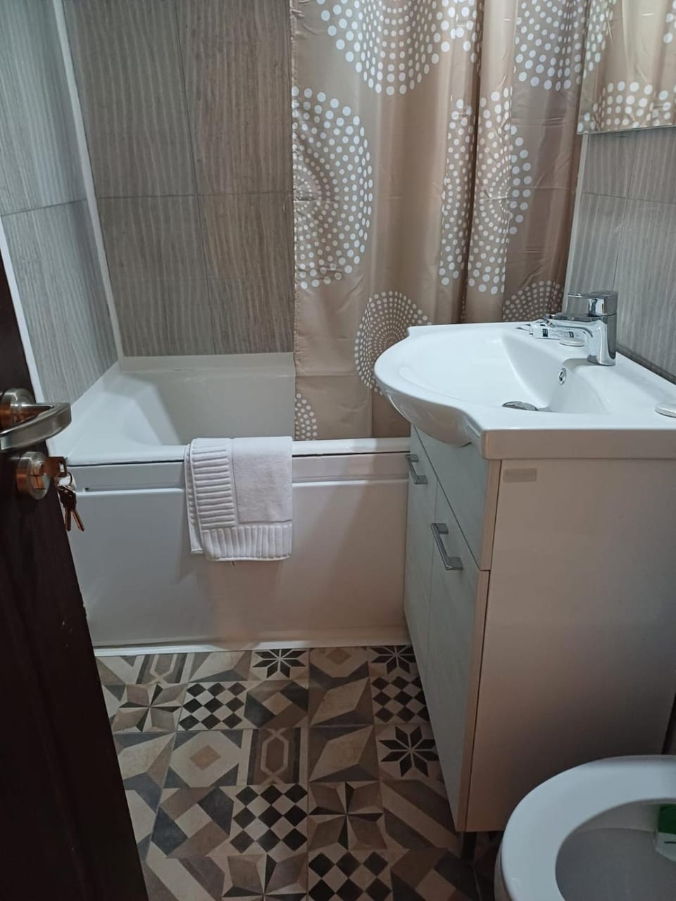 Toilet, Bathroom, Bath