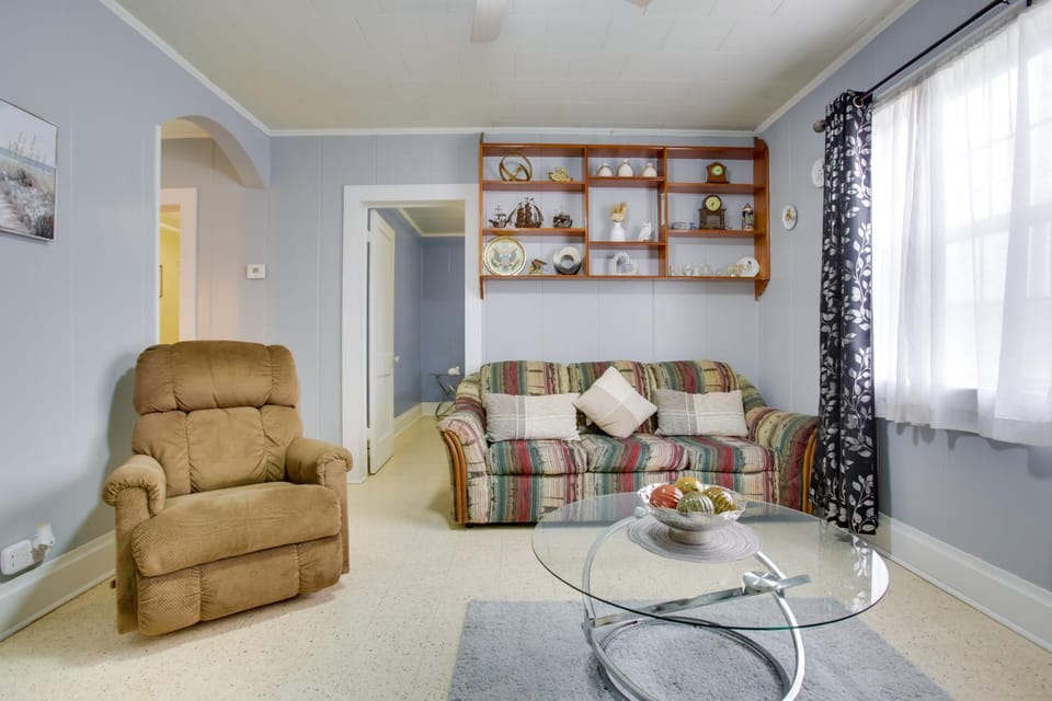 Walk to 1st Street: Family Home in Thibodaux! House in Louisiana
