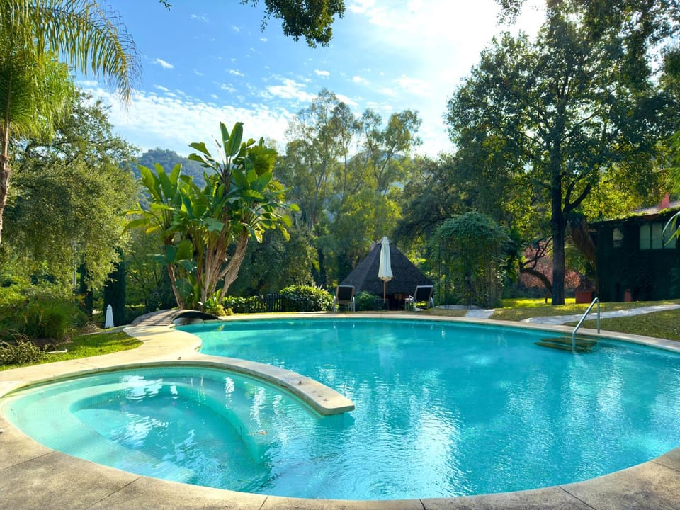 Hot Tub, Swimming pool, Swimming pool