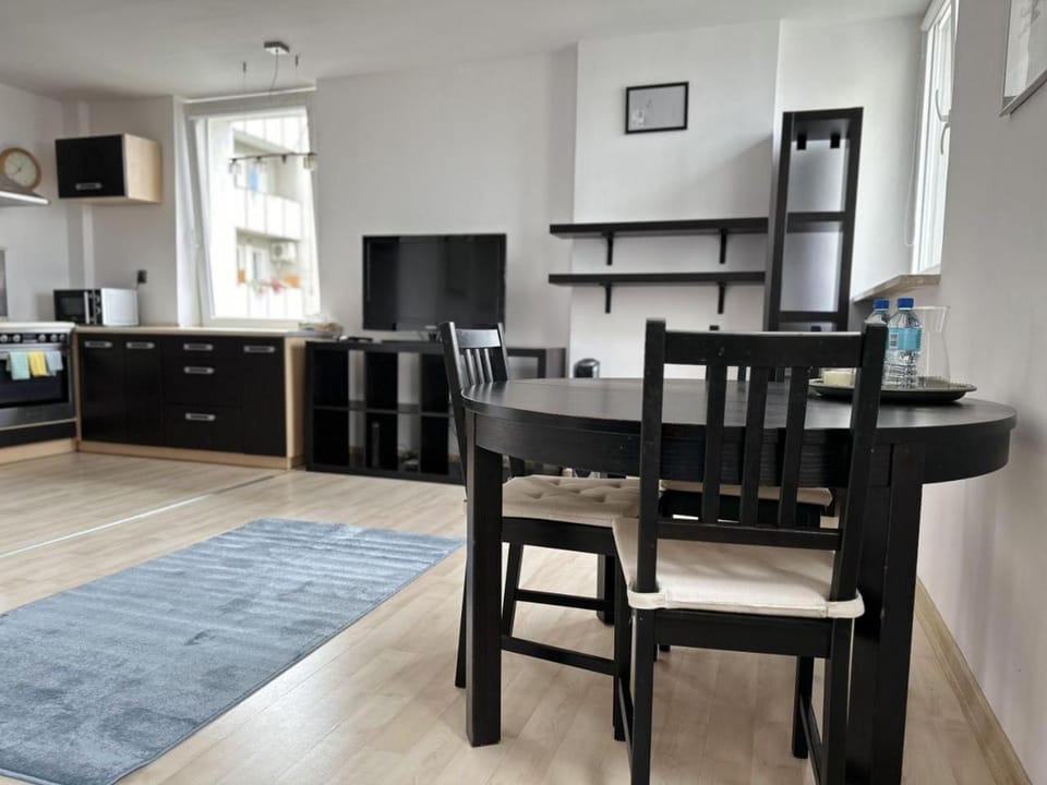 Business Class Studio - Invoice - Apartment in Warsaw