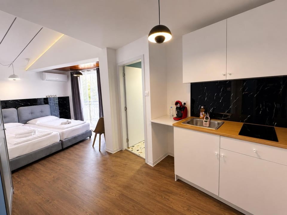 Modern Studio N14 kitchenette private bathroom Apartment in Limassol City