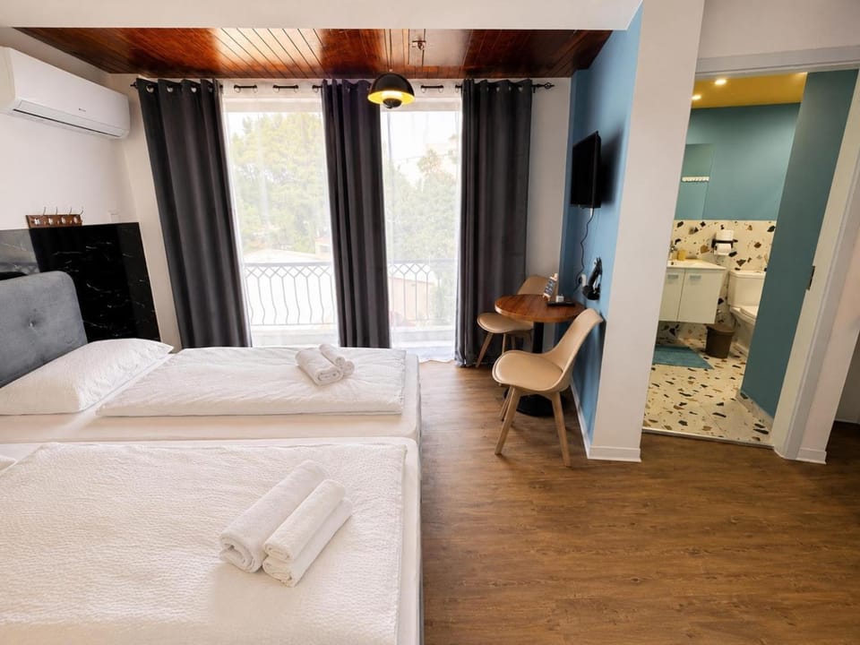 Modern Studio N14 kitchenette private bathroom Apartment in Limassol City