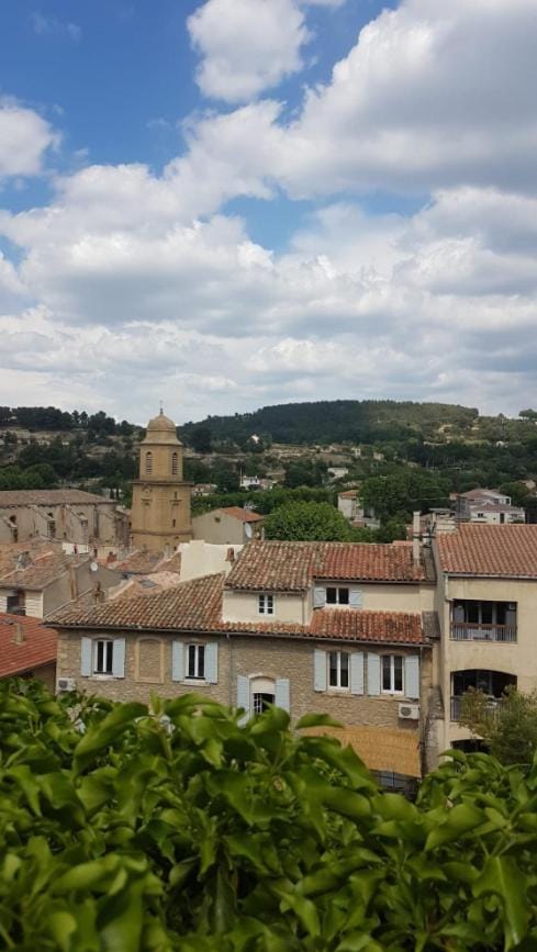Apart Saint Chamas Apartment in Provence-Alpes-Côte d'Azur