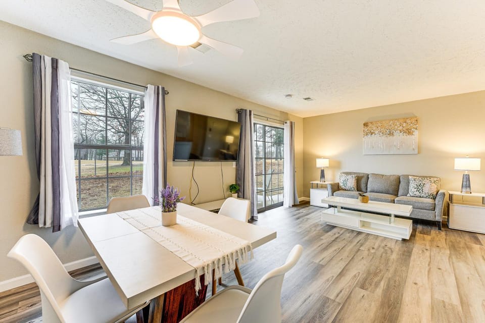 Near Attractions and Shows Branson Updated Condo Apartment in Branson