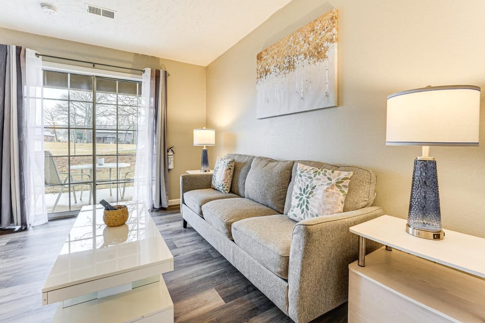 Near Attractions and Shows Branson Updated Condo Apartment in Branson