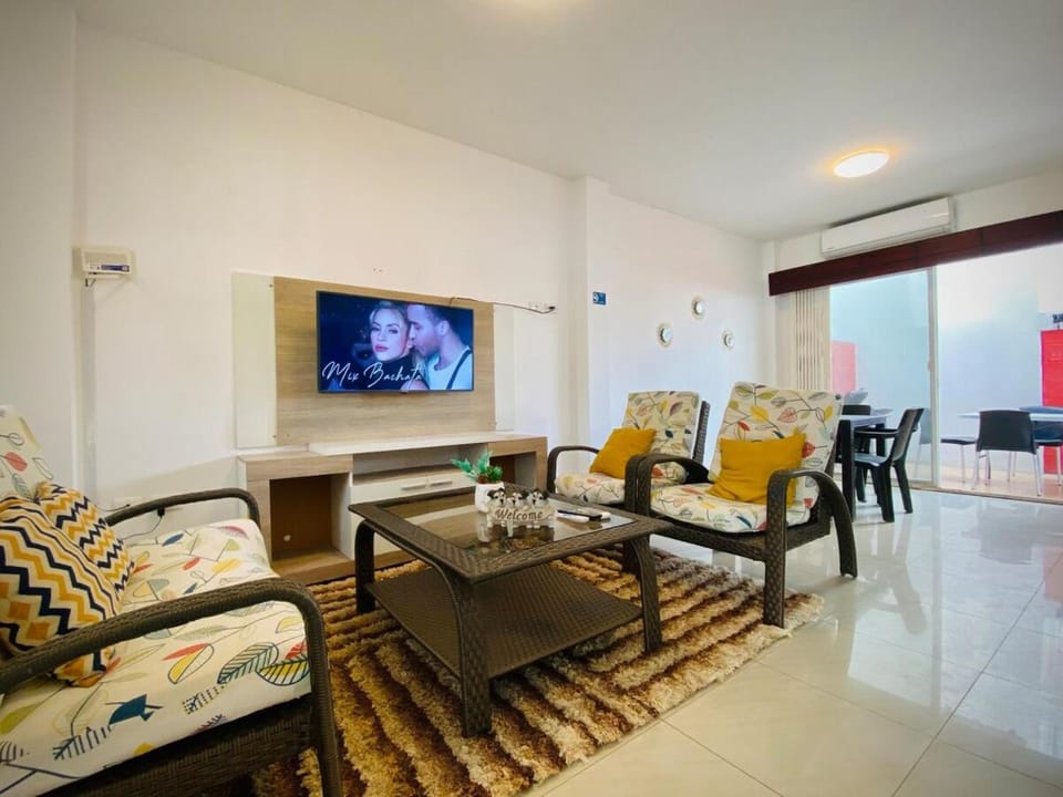 Casa en Playas, con salida al MAR, Vía Data Posorja, Villamil Playas Villa in Guayas