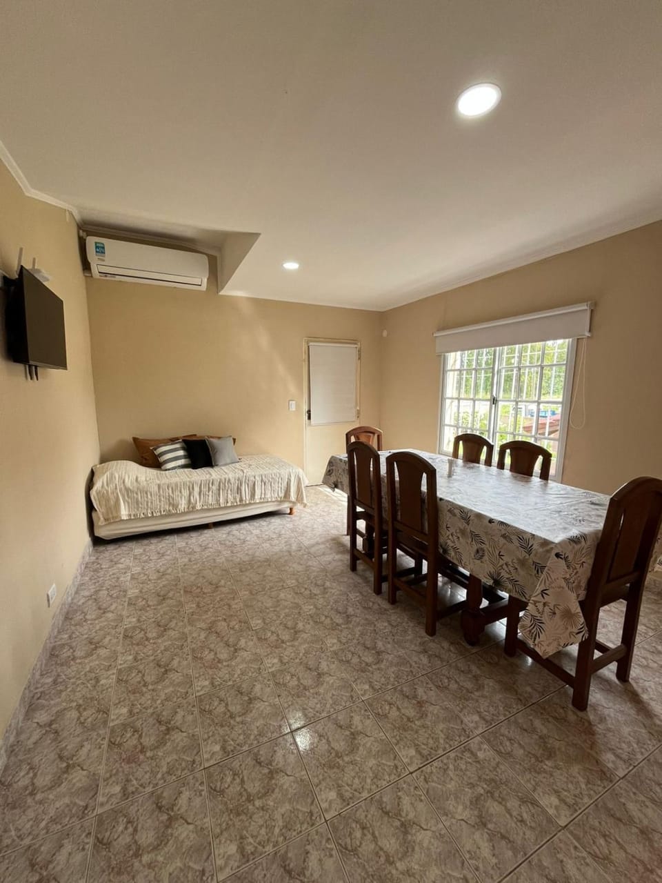 Alquiler Temporario Ruta 3 Depto 2 Apartment in Buenos Aires Province