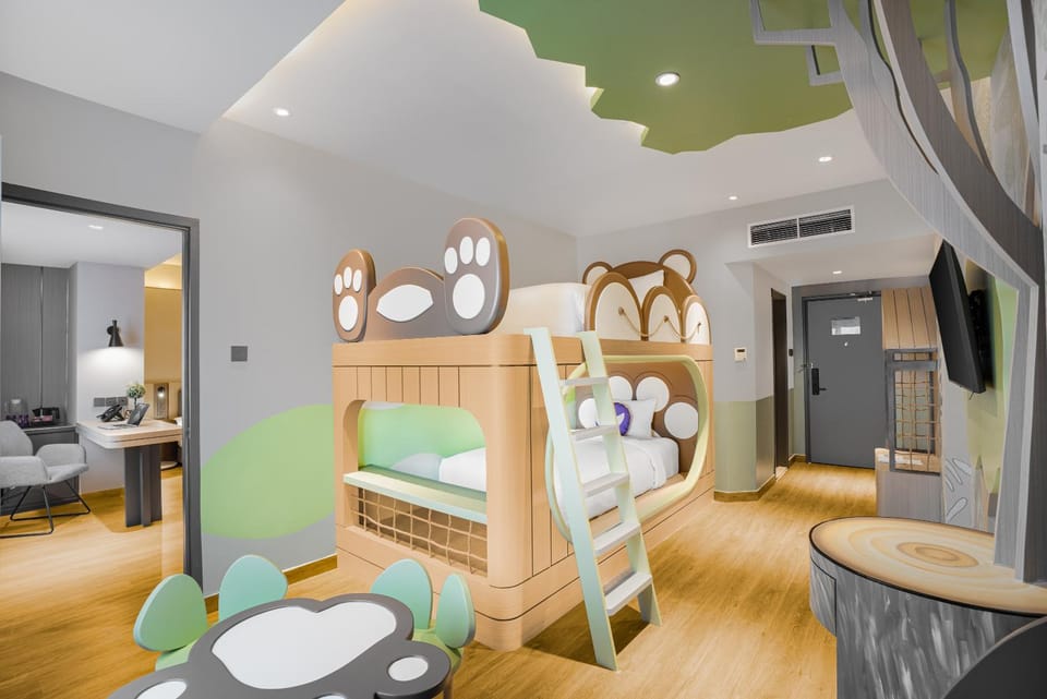 bunk bed
