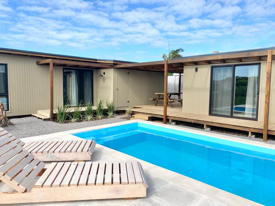 Patio, Swimming pool