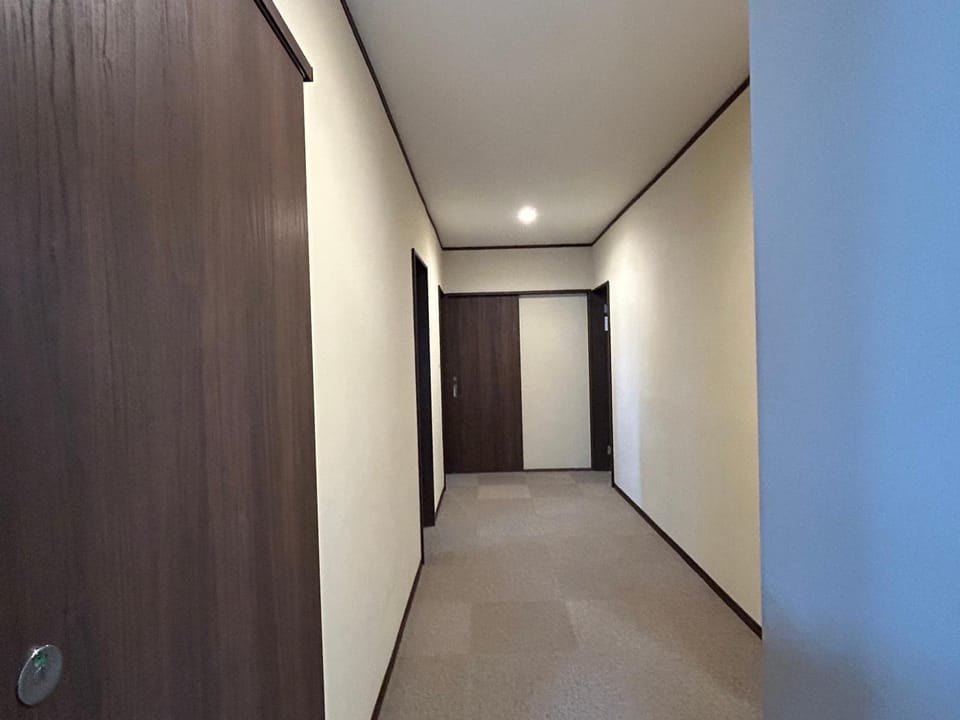 Other, Guests