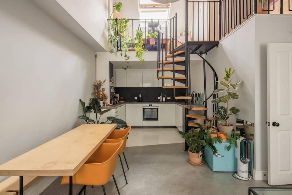 Stylish Georgian loft 3beds in London Apartment in London Borough of Hackney
