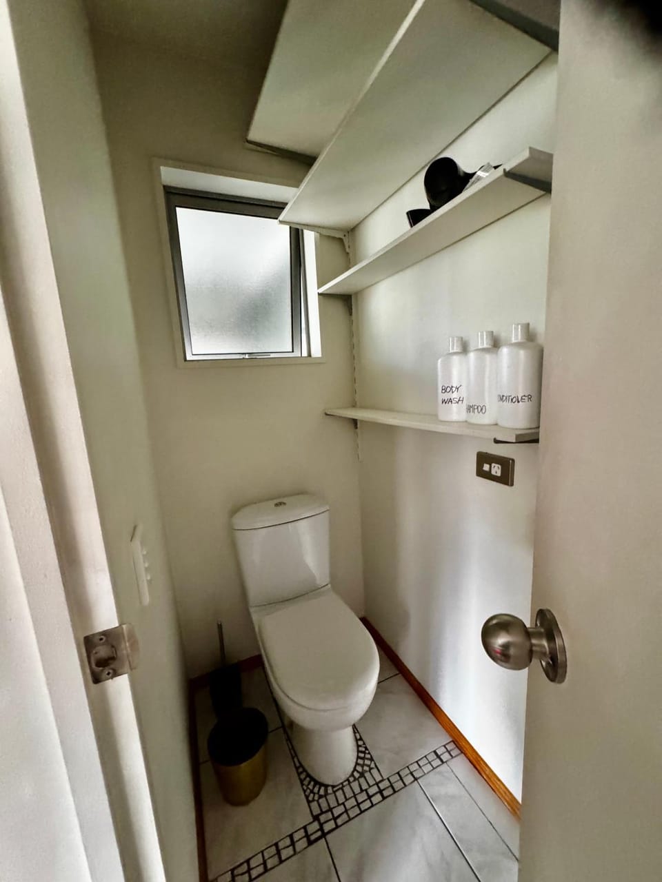 Airport Guesthouse Bed and Breakfast in Queenstown