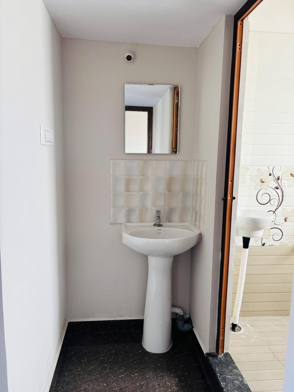 2 BHK Next to the Beautiful Park - 201 Apartment in Bengaluru