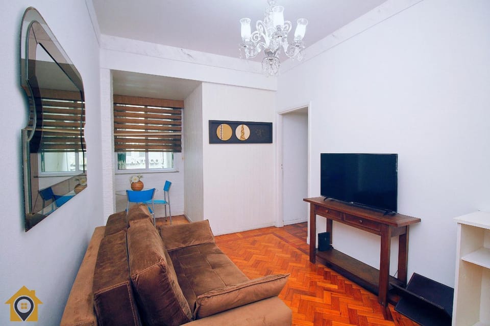 Apto com Varanda em Localização Privilegiada Apartment in Rio de Janeiro